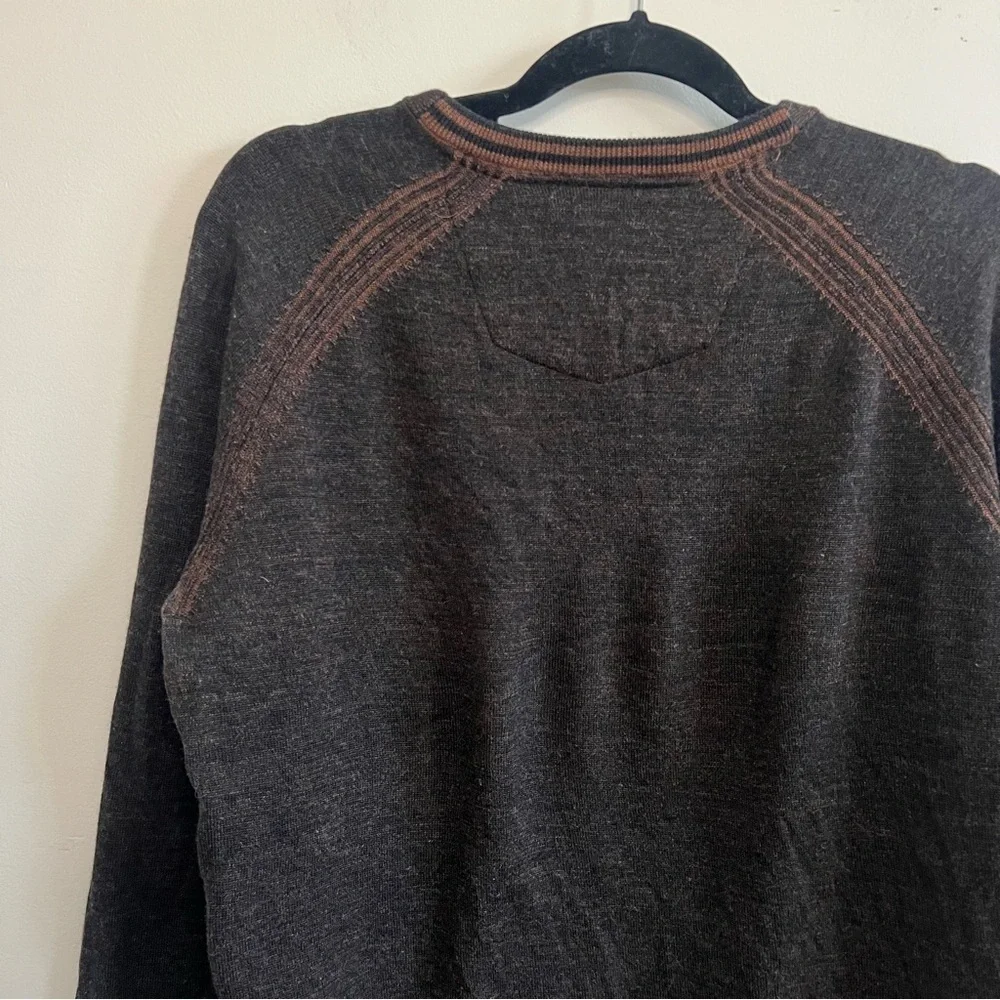 Robert Graham Men's Dark Brown 100% Wool Crewneck Sweater Business Work Classic
